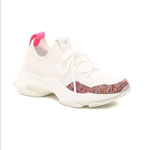 Steve Madden Shelbie sneakers